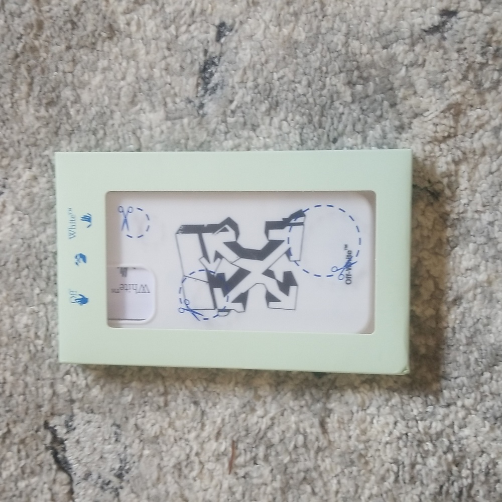 OFF-WHITE New iphone 12 hard shell Arrow Case NEW in Box - Picture 2 of 9